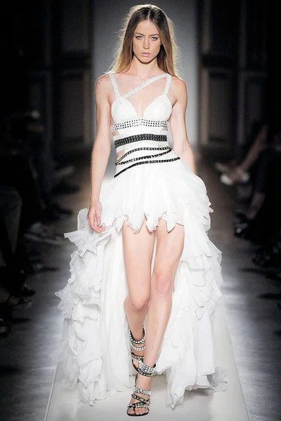 Look 24